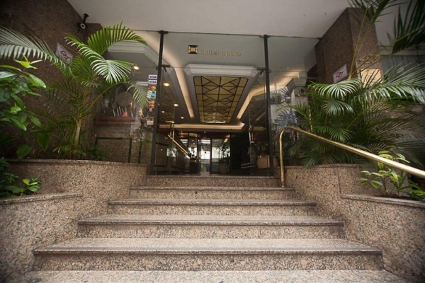 Hotel Plaza Apolo